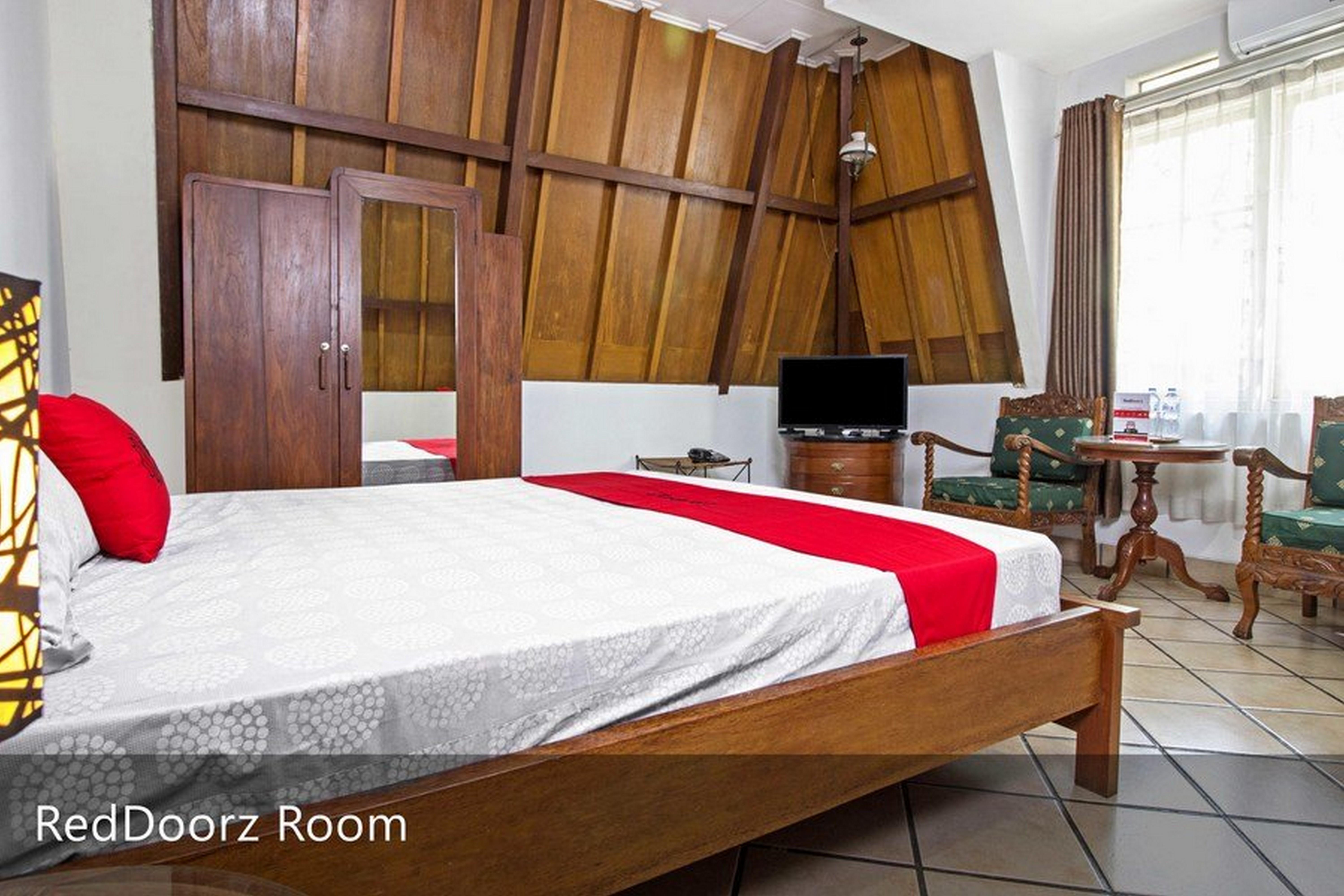 Reddoorz Plus Near Parahyangan University Bandung Kültér fotó