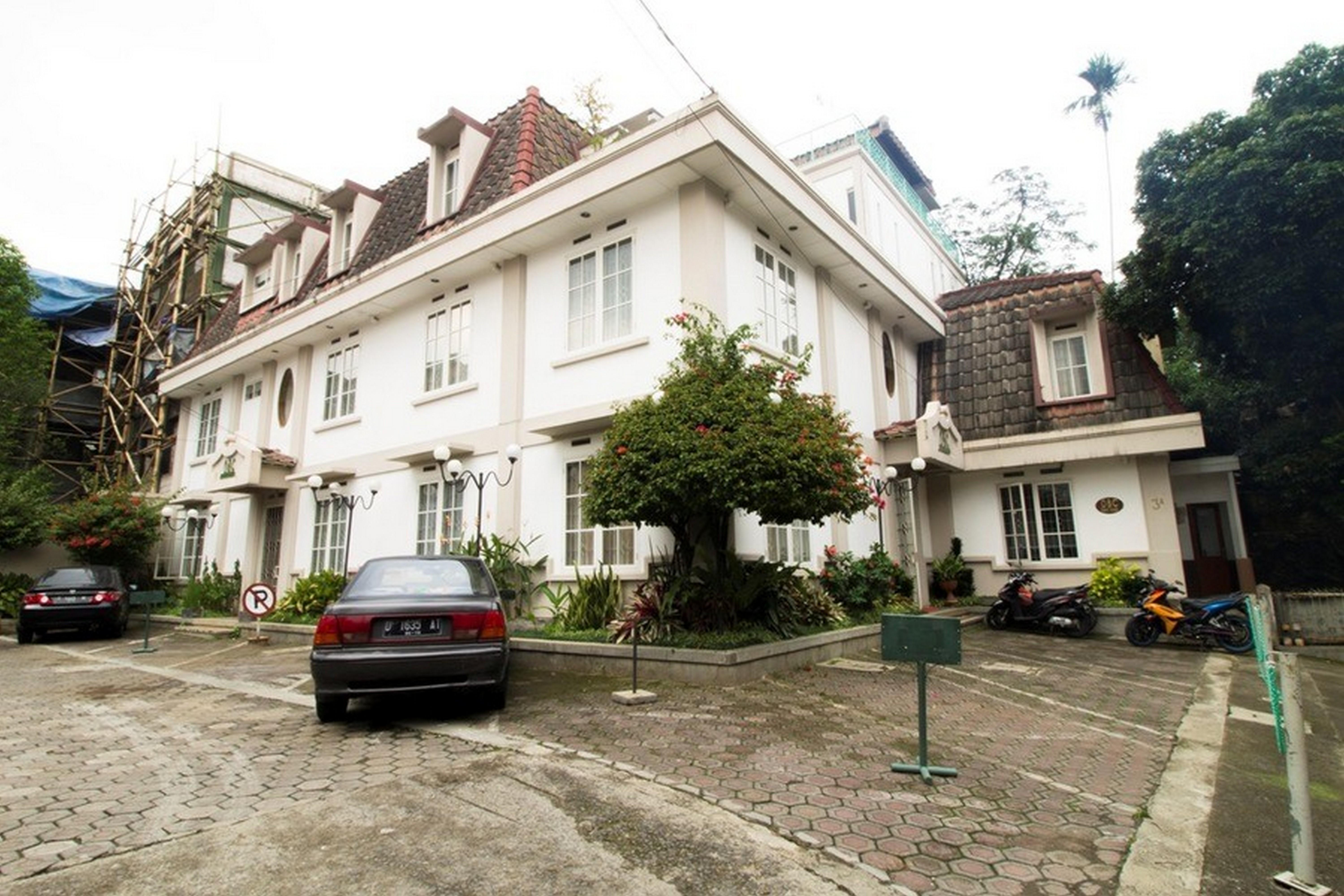 Reddoorz Plus Near Parahyangan University Bandung Kültér fotó