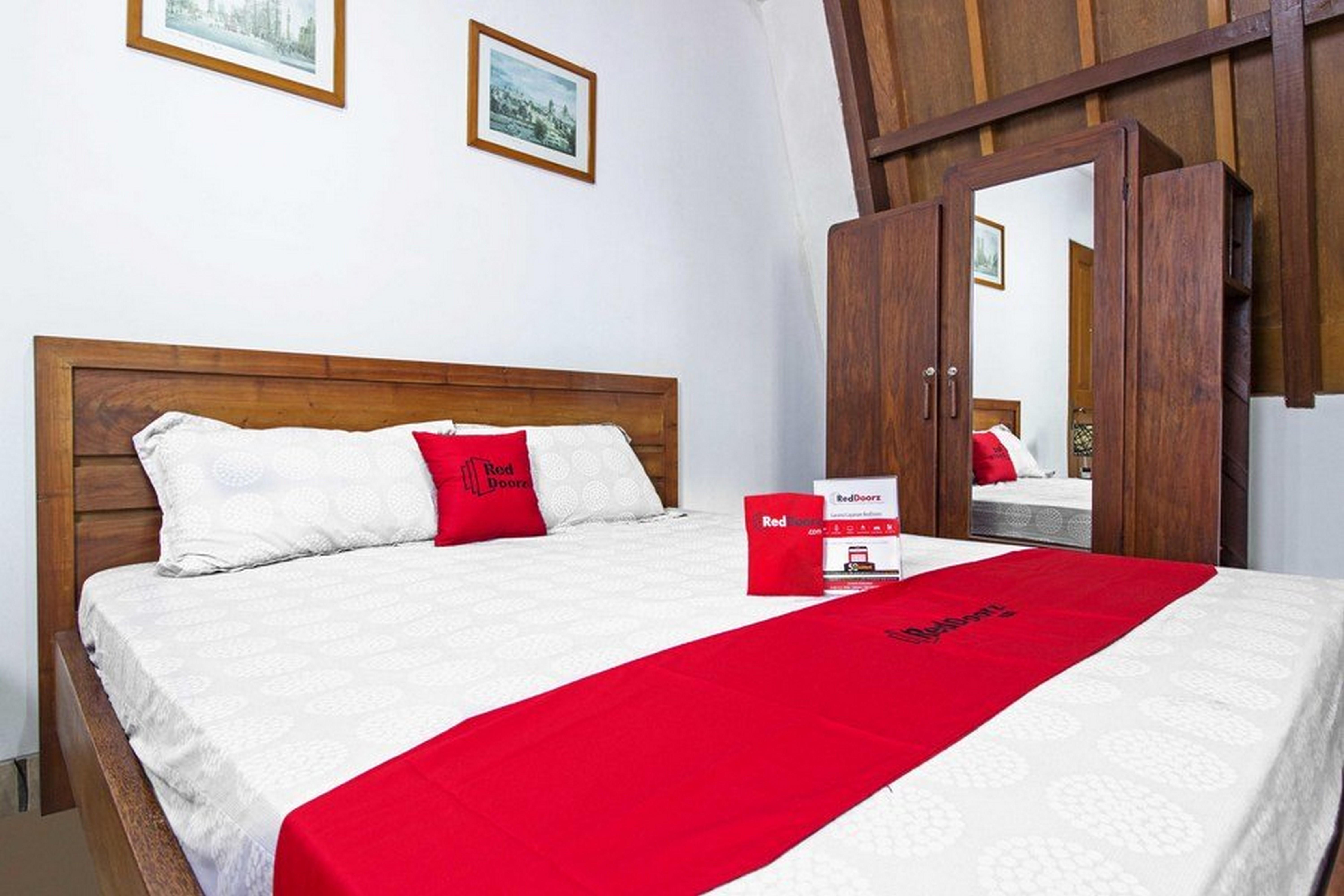 Reddoorz Plus Near Parahyangan University Hotel Bandung Kültér fotó