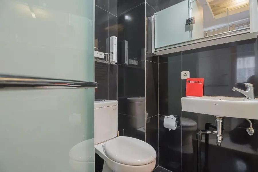 Reddoorz Plus Near Parahyangan University Bandung Kültér fotó
