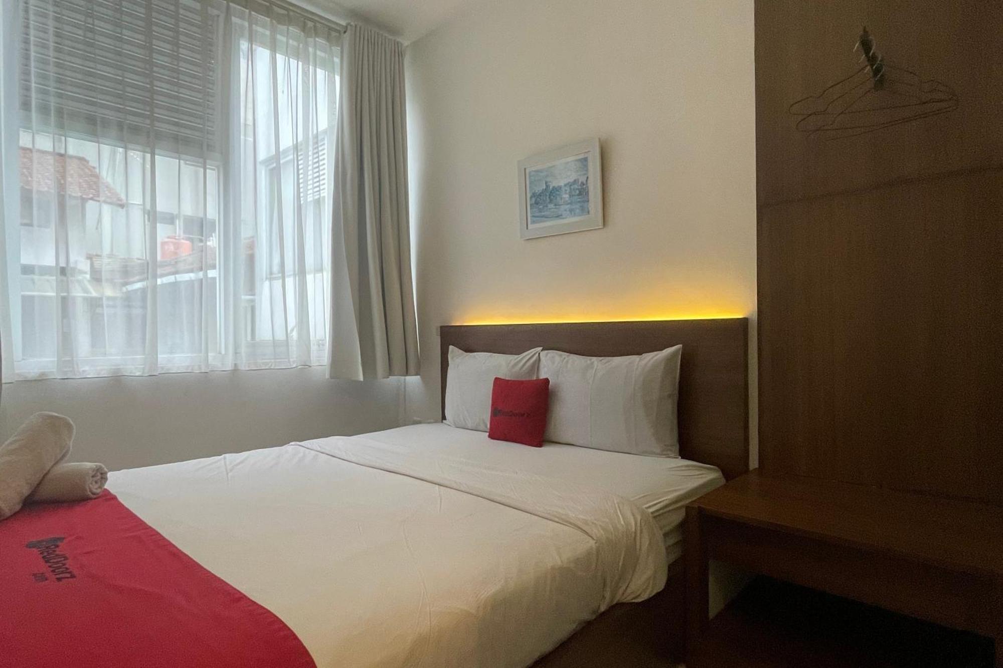 Reddoorz Plus Near Parahyangan University Bandung Kültér fotó