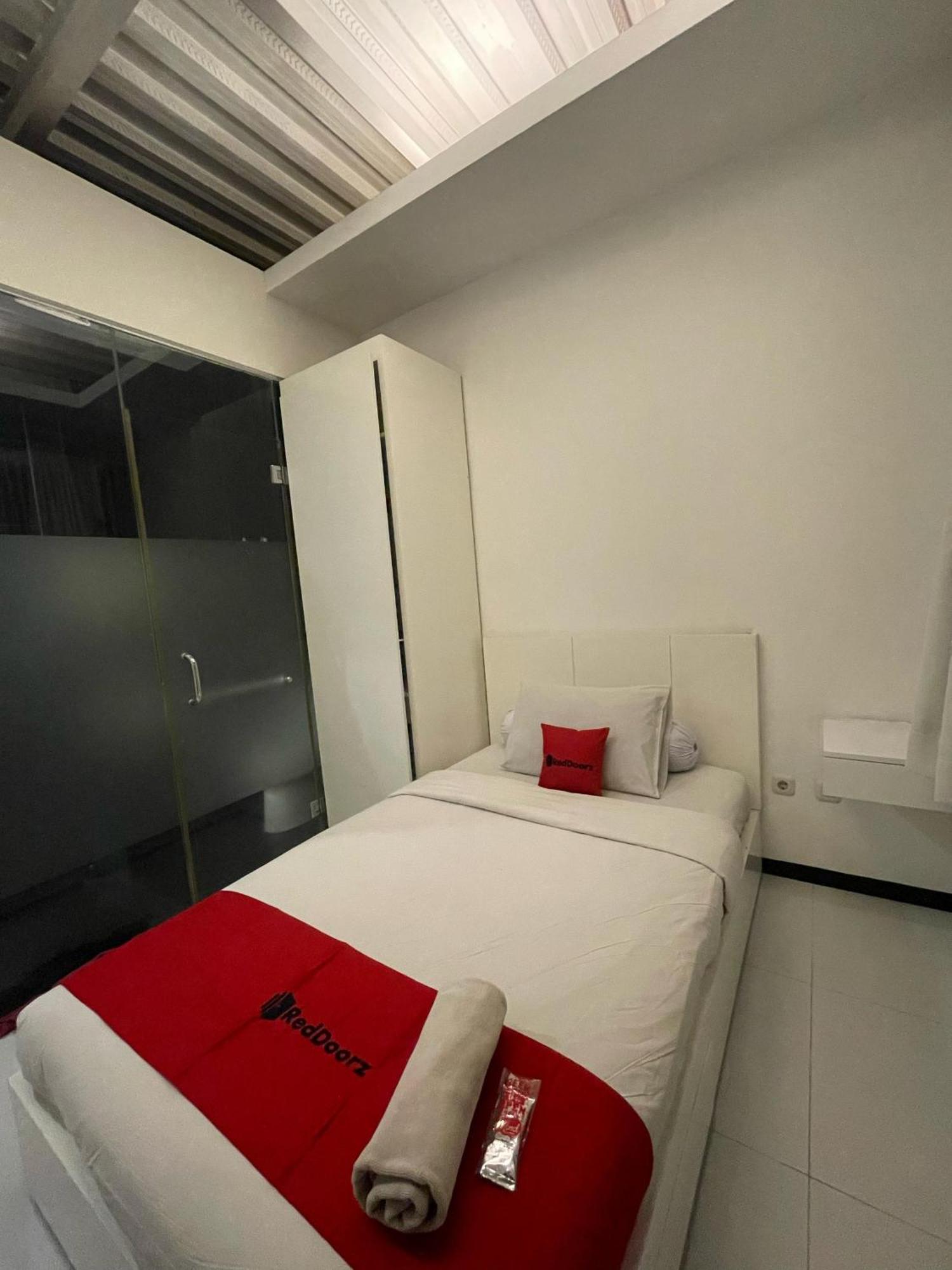 Reddoorz Plus Near Parahyangan University Bandung Kültér fotó