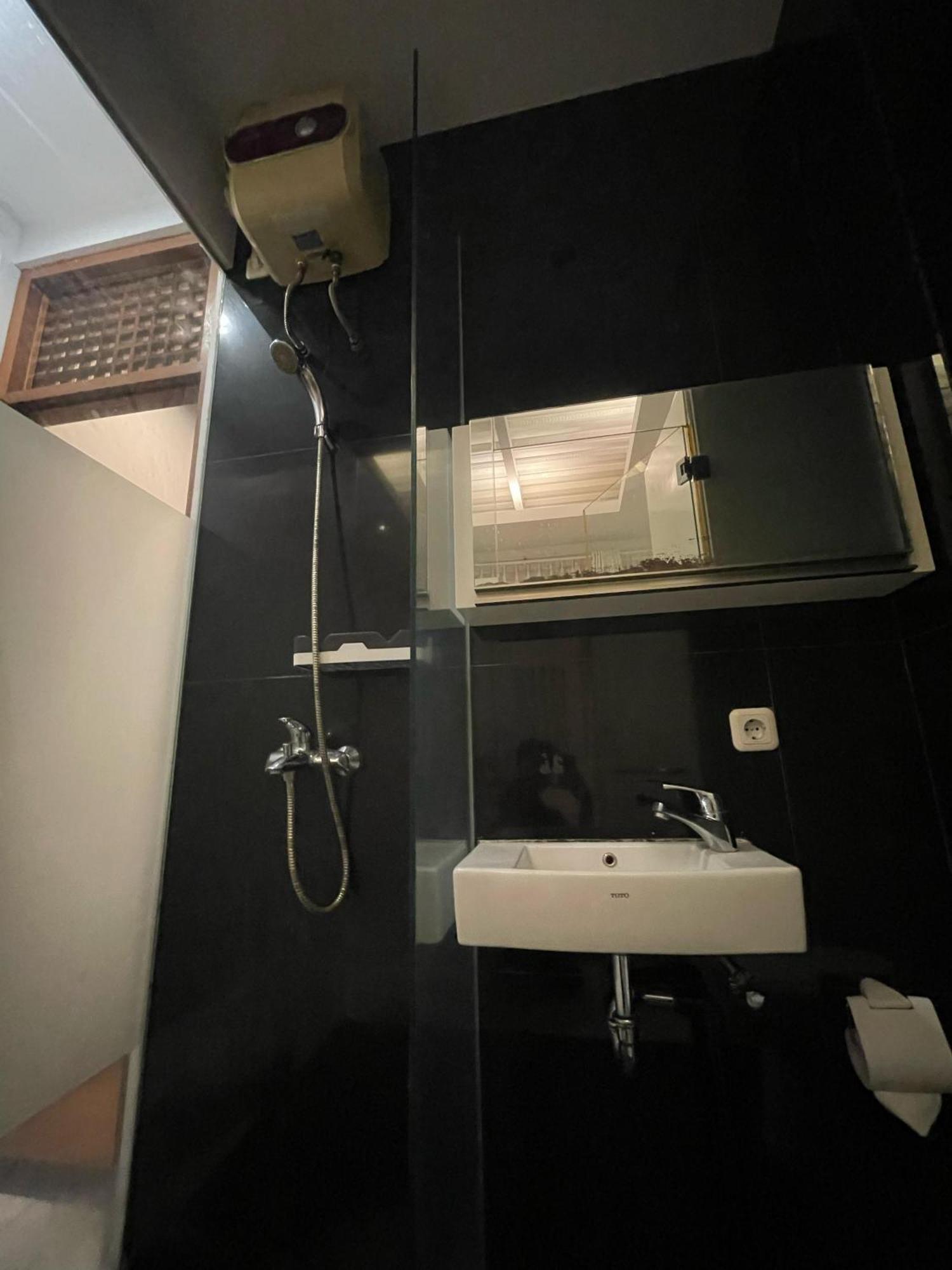 Reddoorz Plus Near Parahyangan University Bandung Kültér fotó
