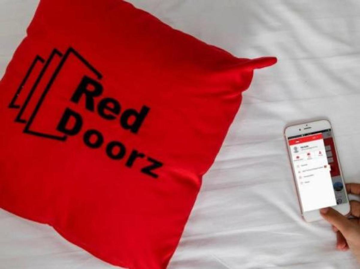 Reddoorz Plus Near Parahyangan University Hotel Bandung Kültér fotó